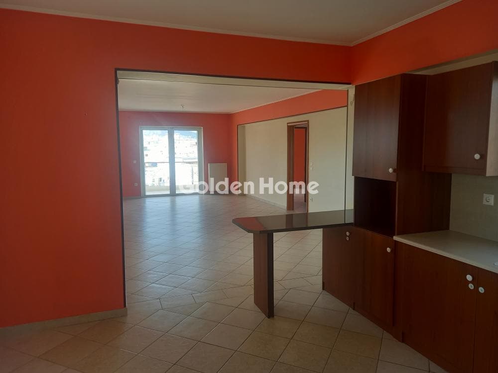 Apartment in Kaminia, Piraeus — Photo 1 of 24