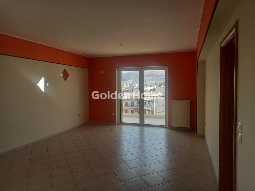 Apartment in Kaminia, Piraeus — Photo 3 of 24