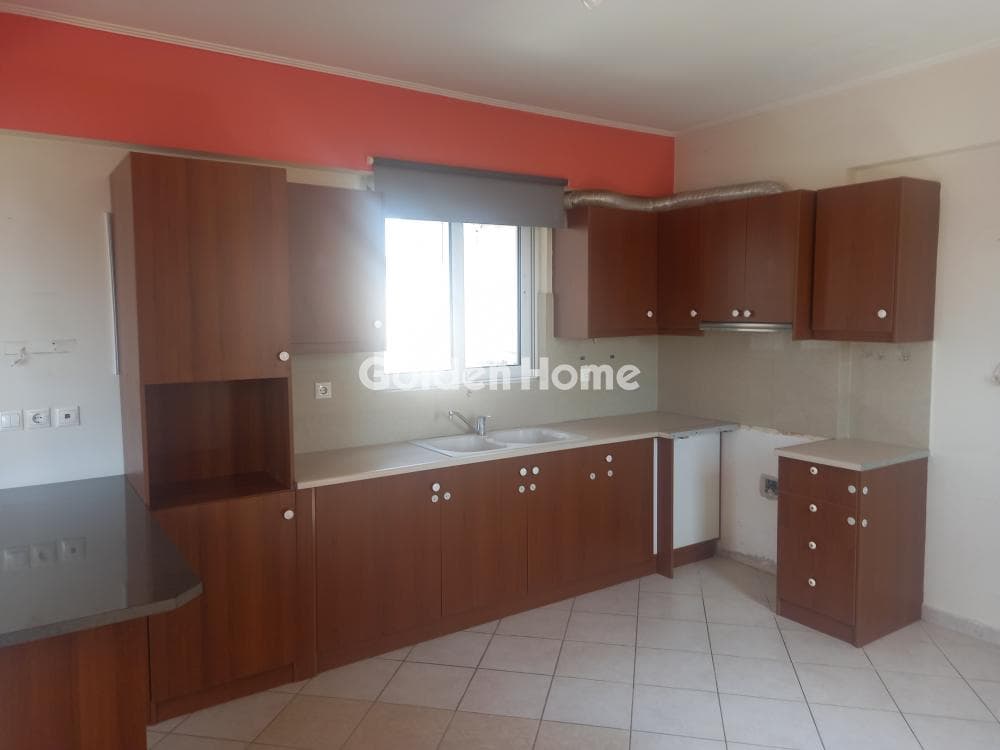 Apartment in Kaminia, Piraeus — Photo 8 of 24