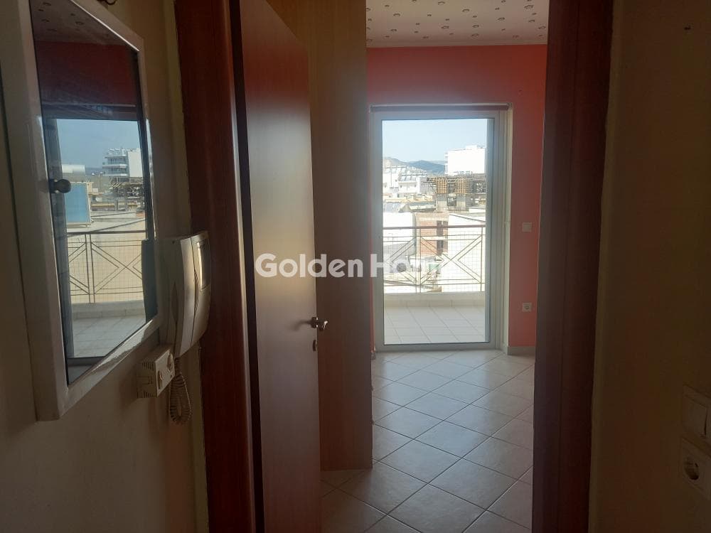 Apartment in Kaminia, Piraeus — Photo 15 of 24