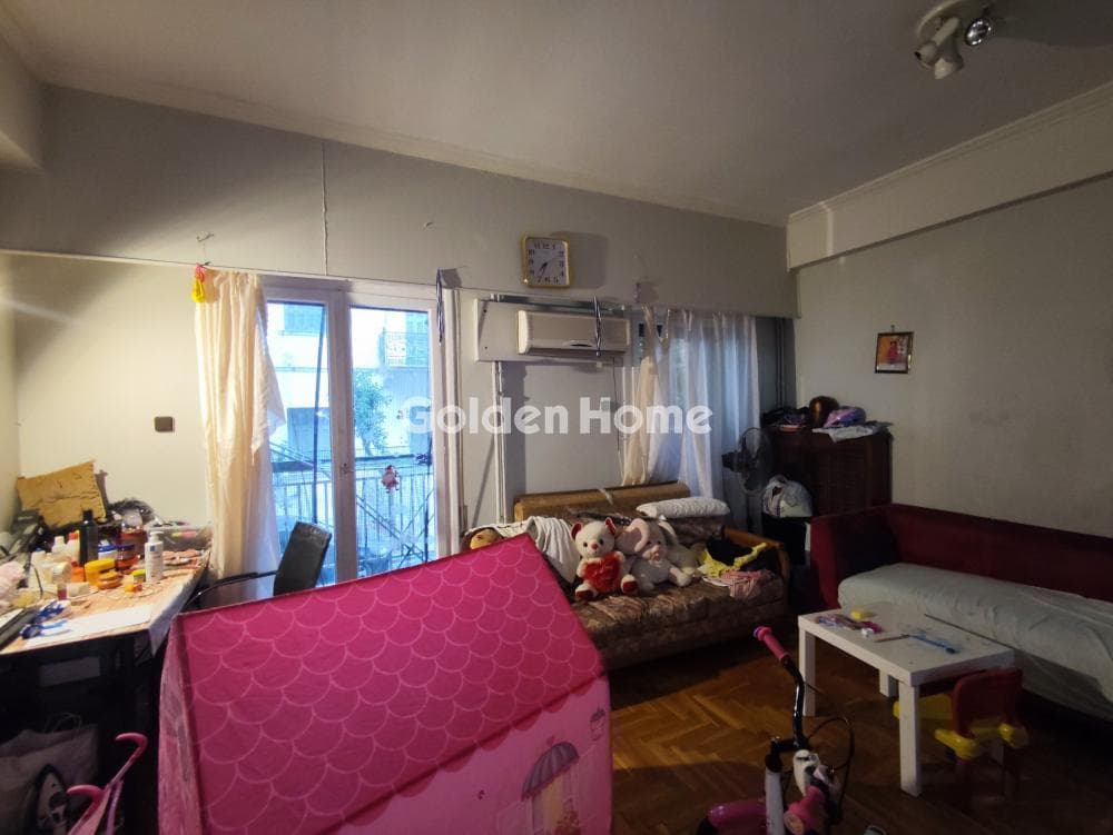 Apartment in Pasalimani, Piraeus — Photo 2 of 11