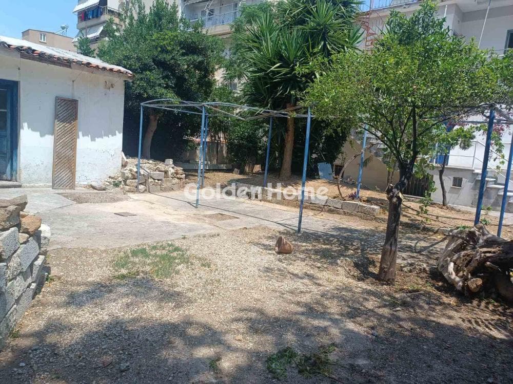 Building Plot in Parko Stratarchou Papagou, Chalandri — Photo 1 of 7