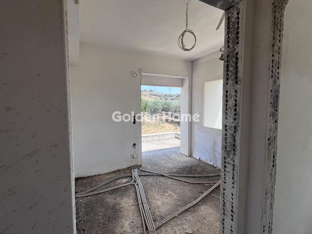 House in Manoutso, Keratea — Photo 3 of 10
