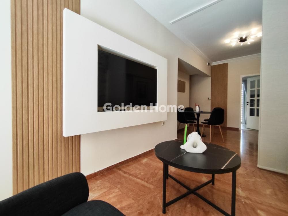 Apartment in Center, Neos Kosmos — Photo 5 of 20