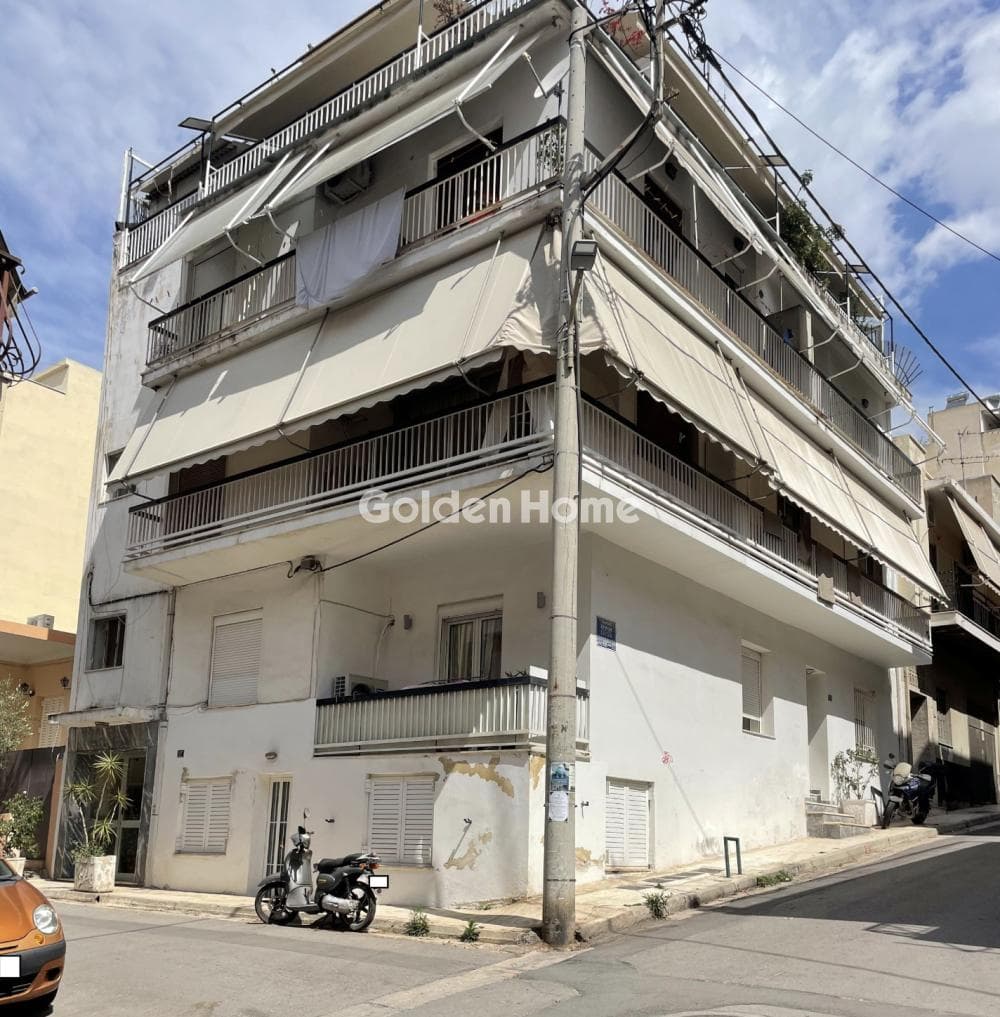 Apartment in Panorama, Dafni