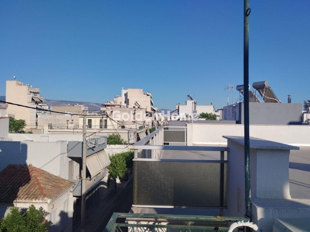 Μονοκατοικία στην Μανιάτικα, Πειραιάς — Φωτογραφία 2 από 11
