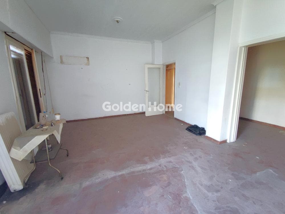 Apartment in Kallipoli, Piraeus — Photo 3 of 25