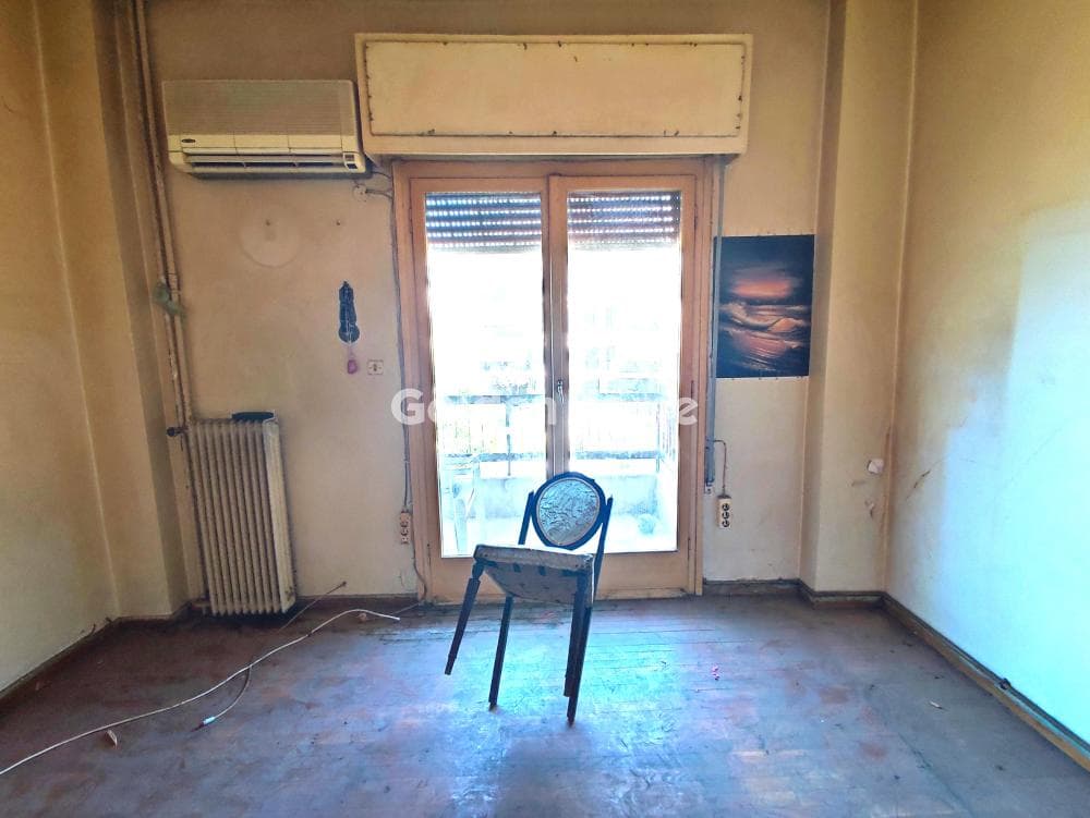 Apartment in Kallipoli, Piraeus — Photo 19 of 25