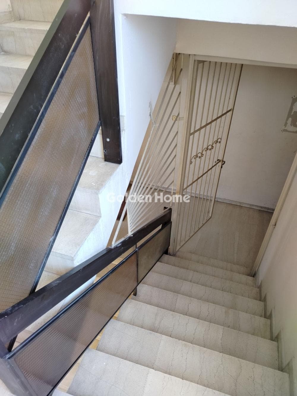 Office in Platia Koumoundourou, Kentro — Photo 10 of 15