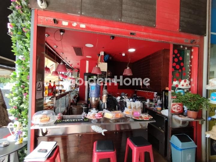 Retail Store in Diilistiria, Piraeus — Photo 6 of 10