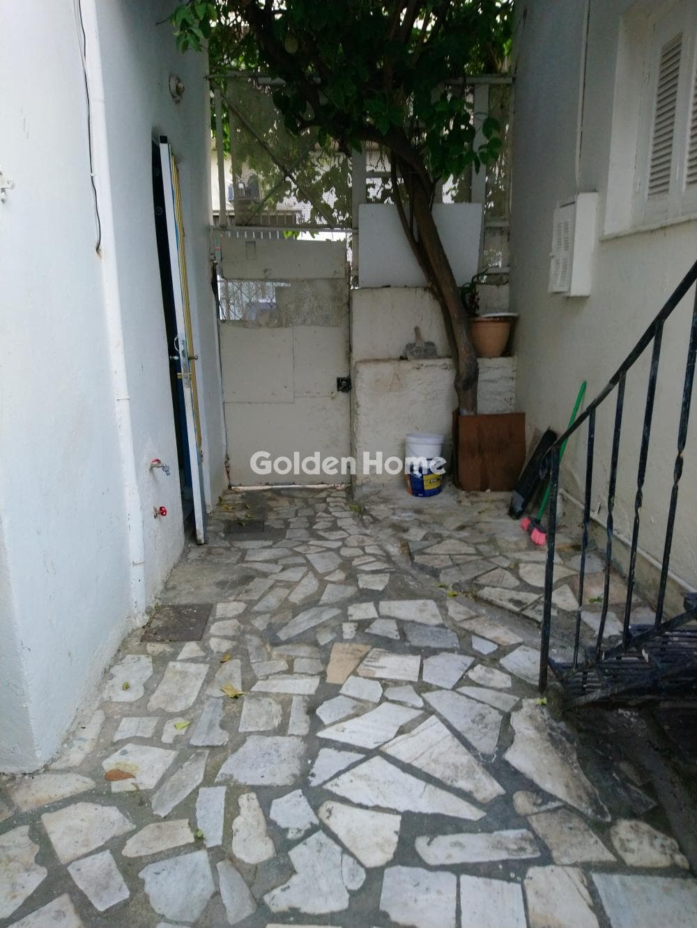 House in Agios Nikolaos, Agioi Anargiroi — Photo 1 of 6