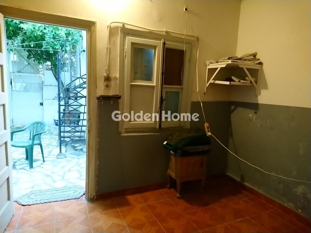 House in Agios Nikolaos, Agioi Anargiroi — Photo 2 of 6
