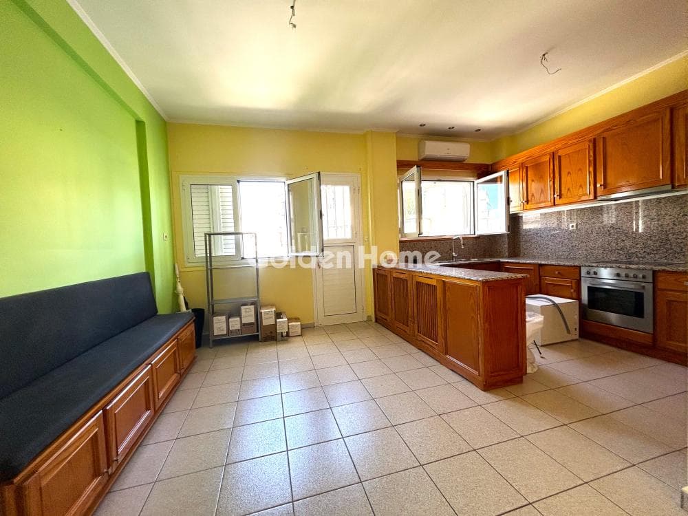 Apartment in Metamorfosi Virona, Vironas — Photo 1 of 15