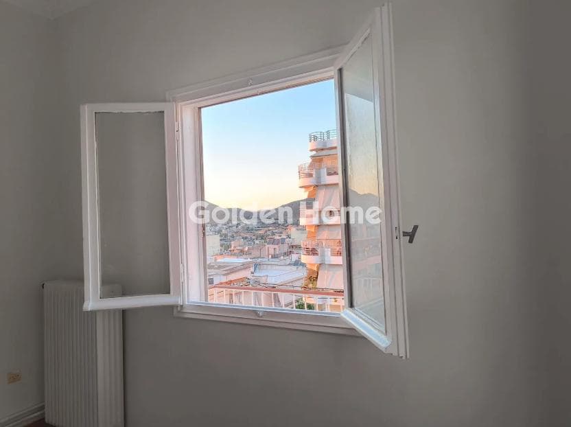 Apartment in Evgenia, Keratsini — Photo 6 of 10