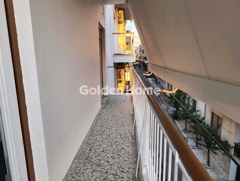 Apartment in Evgenia, Keratsini — Photo 9 of 10