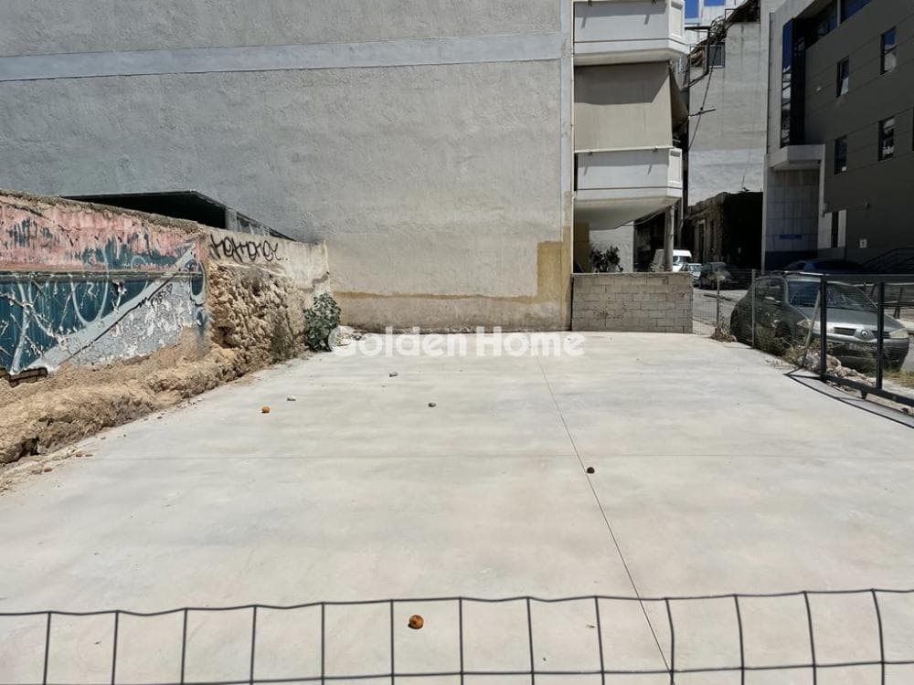 Χώρος Στάθμευσης στην Σεπόλια, Σεπόλια - Σκουζέ
