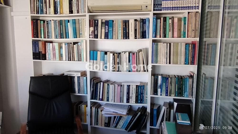 Office in Palia Vouli, Kentro — Photo 13 of 14