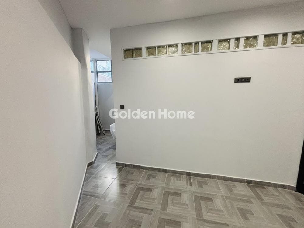 Apartment in Amfiali, Keratsini — Photo 11 of 17