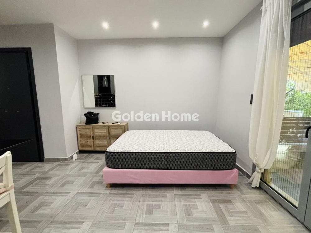 Apartment in Amfiali, Keratsini — Photo 4 of 17