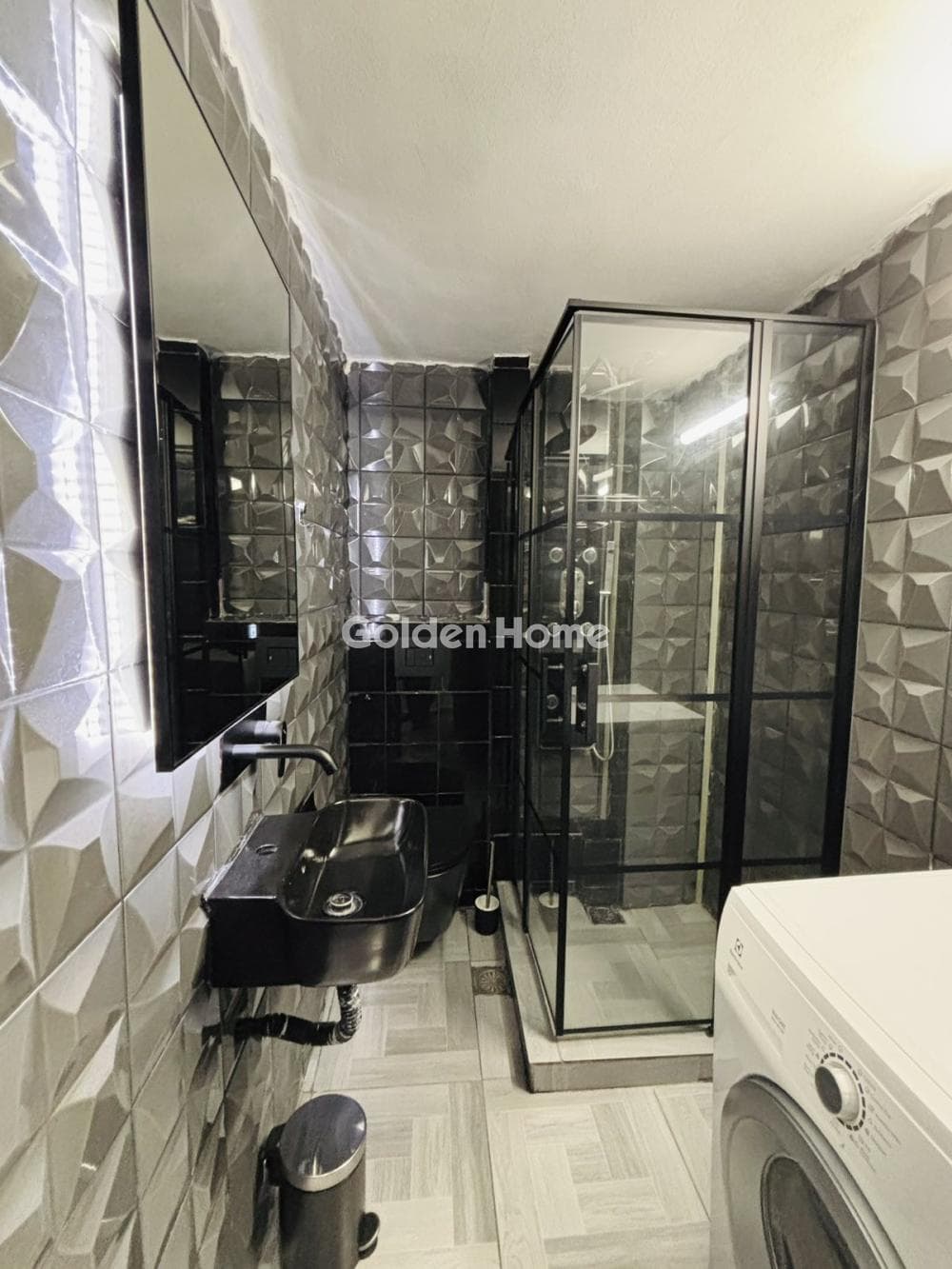 Apartment in Amfiali, Keratsini — Photo 8 of 17