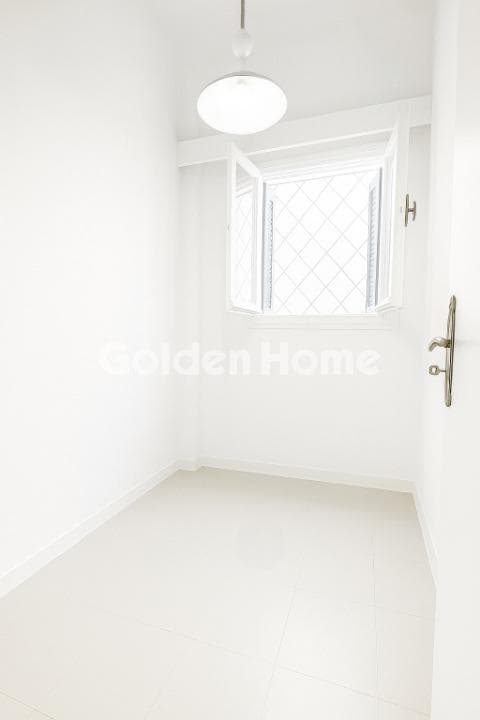 Apartment in Agios Ioannis Chrisostomos, Nikaia — Photo 2 of 55