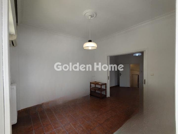 Apartment in Agios Ioannis Chrisostomos, Nikaia — Photo 19 of 55