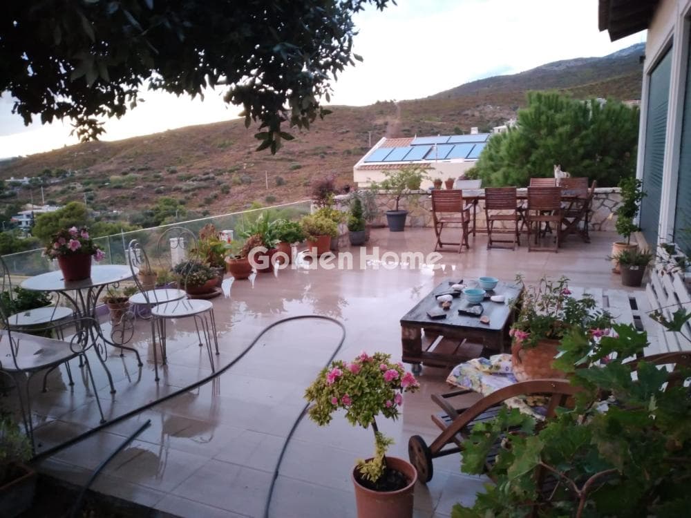 House in Kallithea, Penteli — Photo 1 of 28