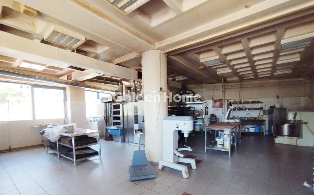 Retail Store in Center, Marousi — Photo 10 of 11