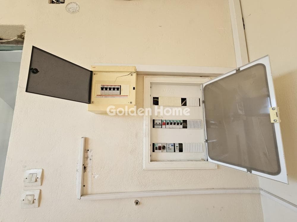 Office in Agia Sofia, Piraeus — Photo 19 of 19