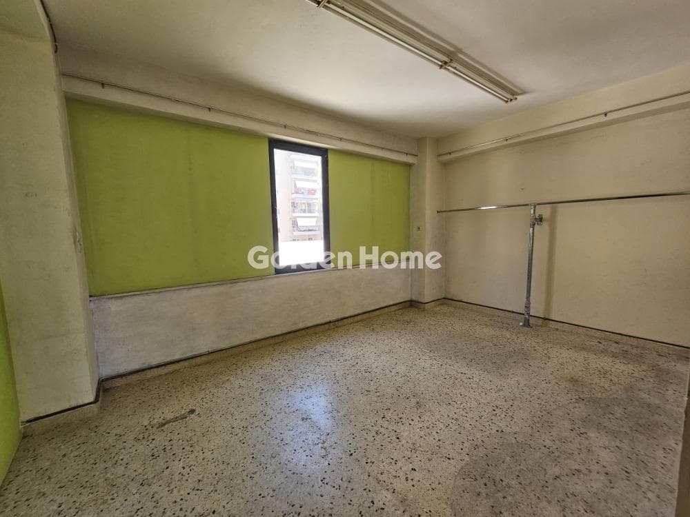 Office in Agia Sofia, Piraeus — Photo 9 of 19