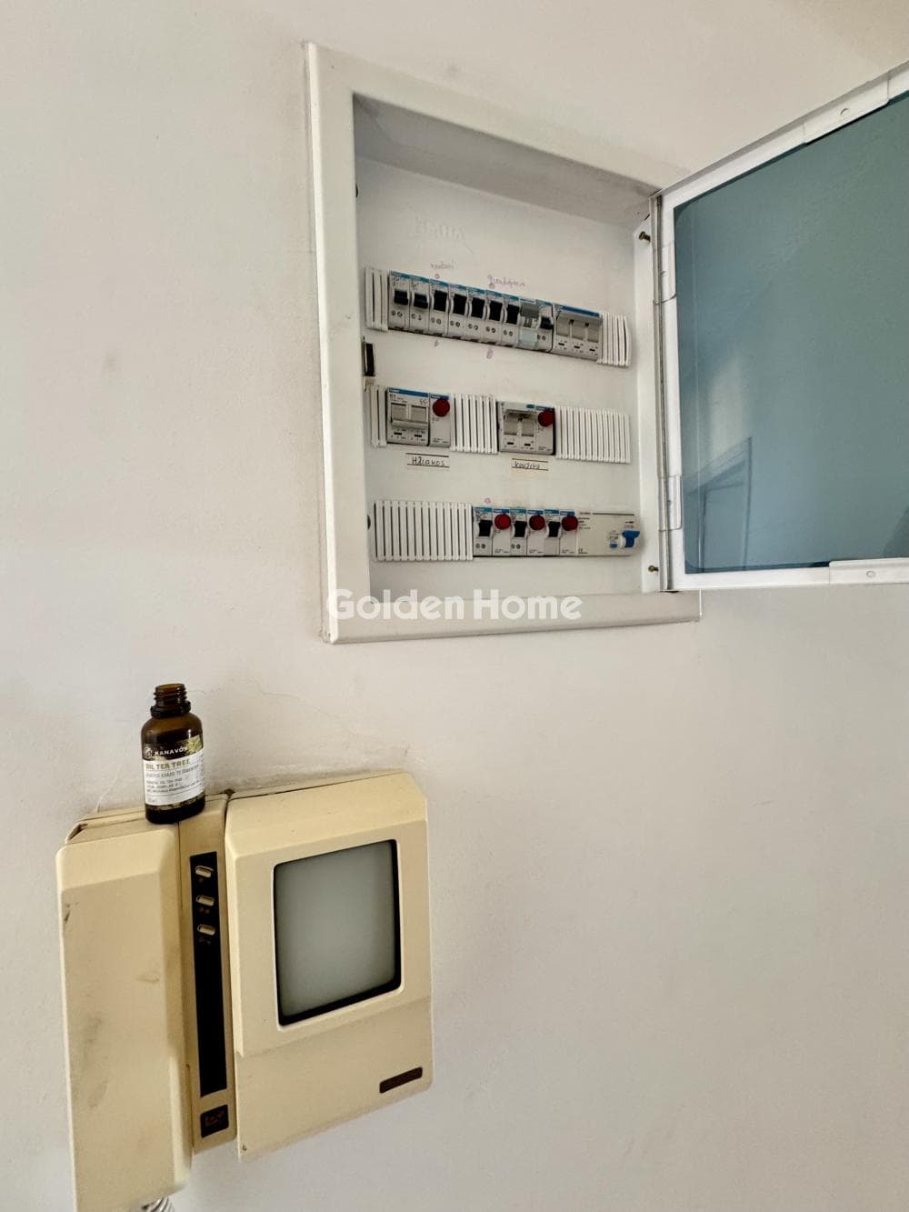 Apartment in Alsos, Nea Smyrni — Photo 19 of 35