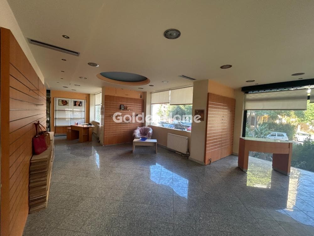 Retail Store in Agios Petros, Palaio Faliro — Photo 1 of 9