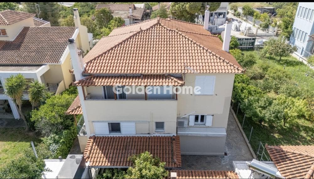 Μονοκατοικία στην Νεράντζα, Βέλο — Φωτογραφία 2 από 13