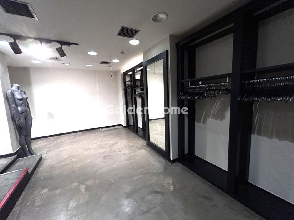 Retail Store in Oria Imittou, Pagkrati — Photo 3 of 9