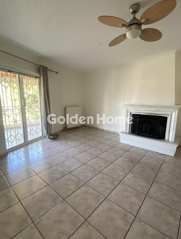 Apartment in Mavro Lithari, Saronida — Photo 4 of 24