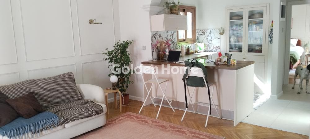 Apartment in Fokionos Negri, Kipseli — Photo 2 of 19