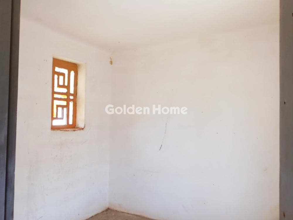 Building Plot in Center, Salamina — Photo 6 of 6