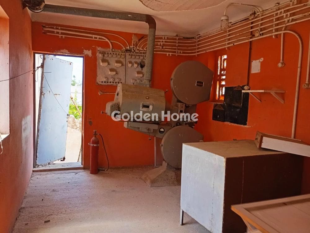Building Plot in Center, Salamina — Photo 4 of 6
