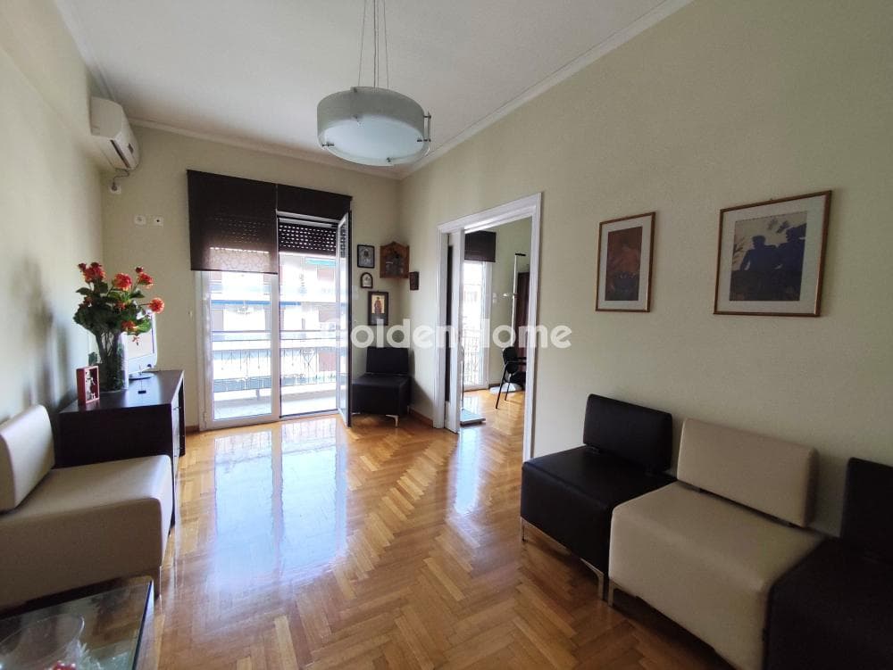 Apartment in Terpsithea, Piraeus — Photo 3 of 22