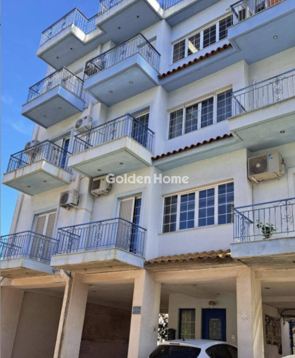 Apartment in Kanapitsa, Metamorfosi — Photo 1 of 3