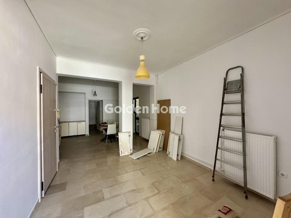 Apartment in Ionia, Nea Ionia — Photo 1 of 10