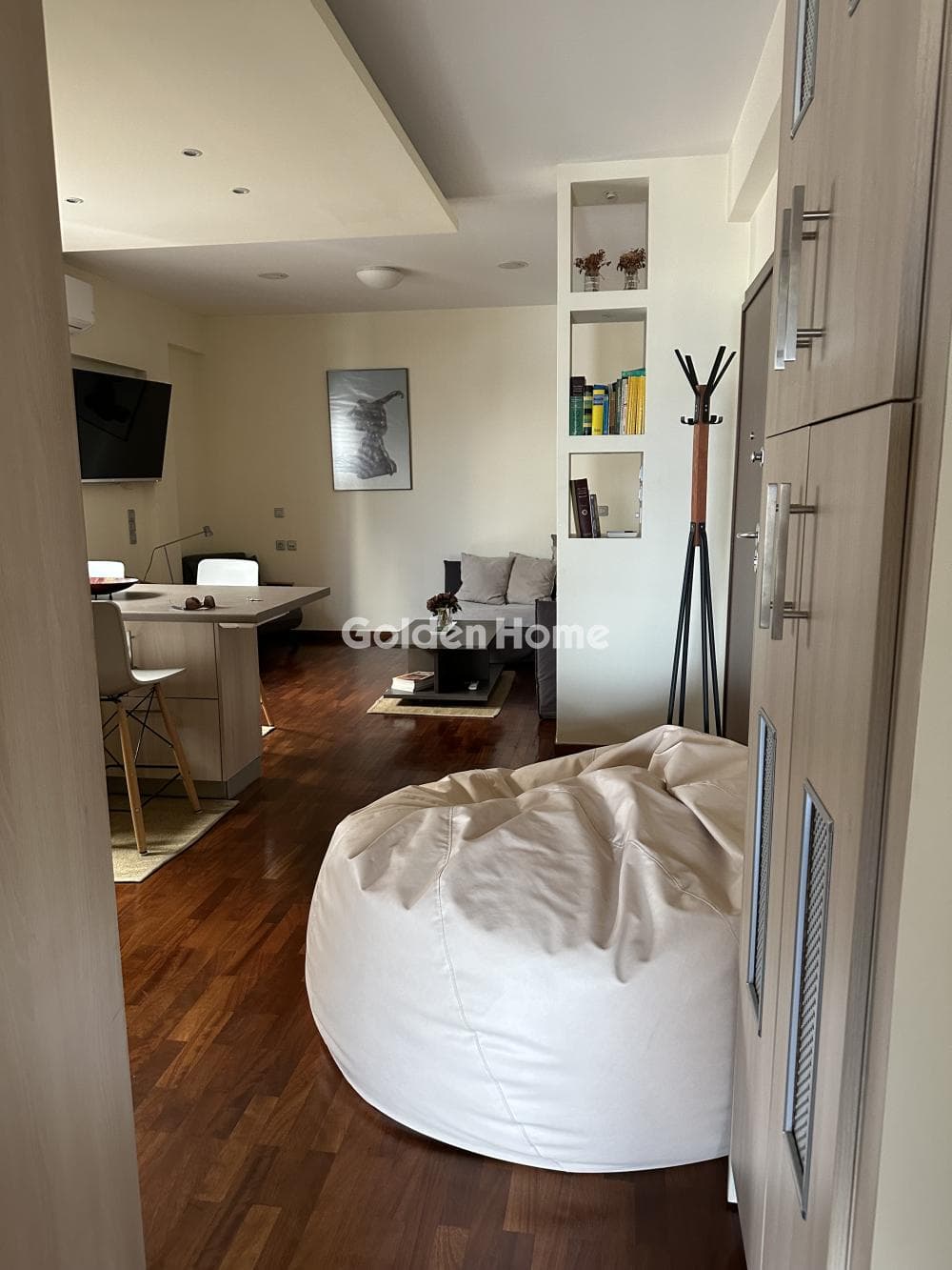 Apartment in Exarcheia, Exarchia - Neapoli — Photo 4 of 14