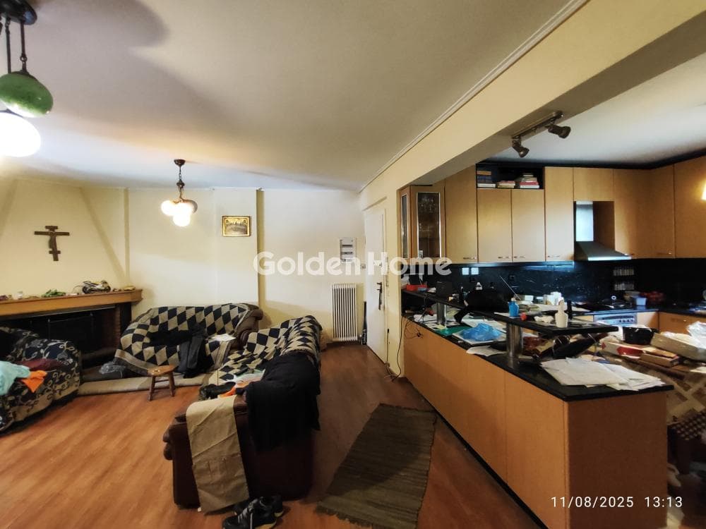 Apartment in Panorama, Dafni — Photo 2 of 24