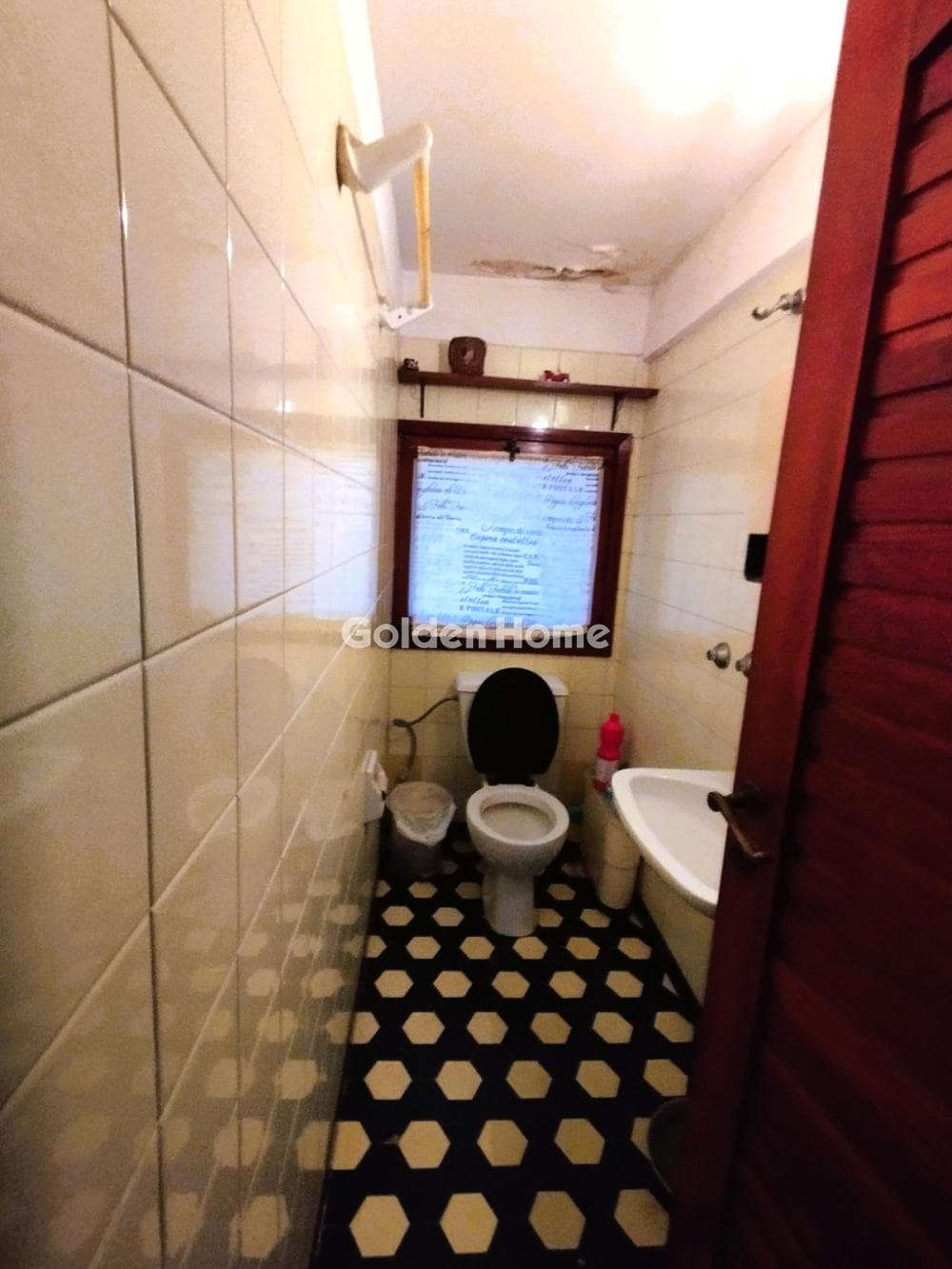 House in Saronida, Saronida — Photo 8 of 9