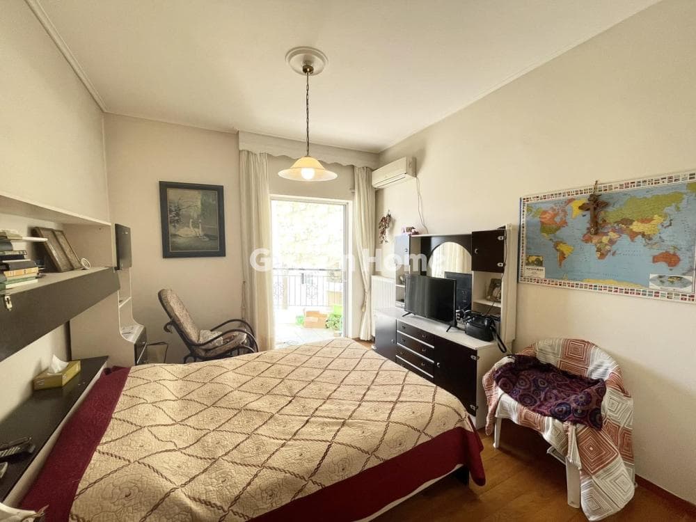 Apartment in Zoodochos Pigi, Vironas — Photo 10 of 25