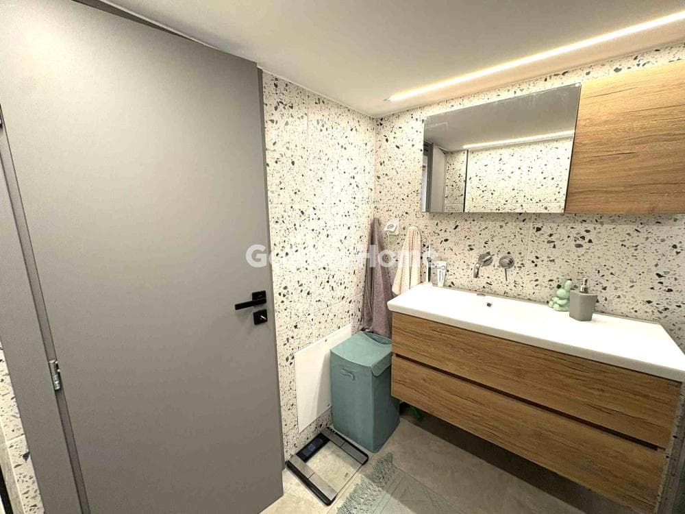 Apartment in akadimia Platonos, Kolonos - Kolokinthous — Photo 11 of 13