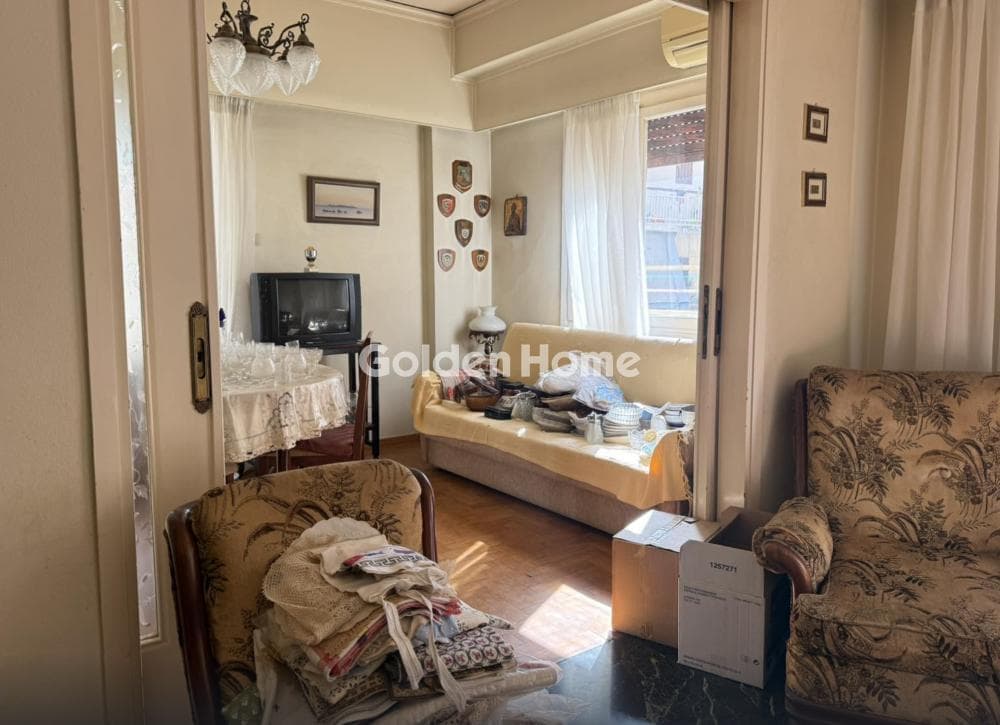 Apartment in Agios Ioannis, Neos Kosmos — Photo 2 of 19