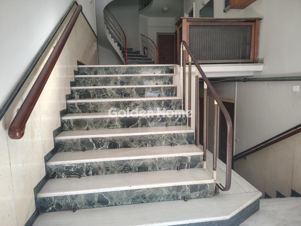 Apartment in Fokionos Negri, Kipseli — Photo 12 of 12