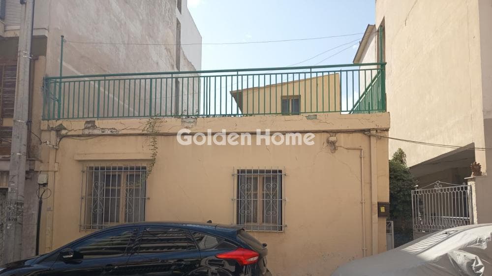 House in Exarcheia, Exarchia - Neapoli — Photo 1 of 16