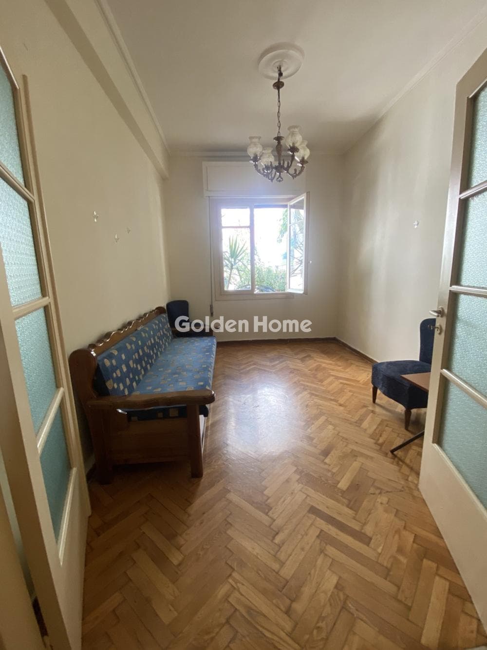 Apartment in Fokionos Negri, Kipseli — Photo 2 of 15